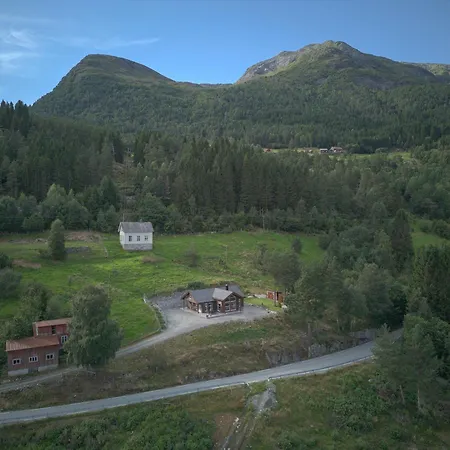 Furetoppen Panorama Stryn